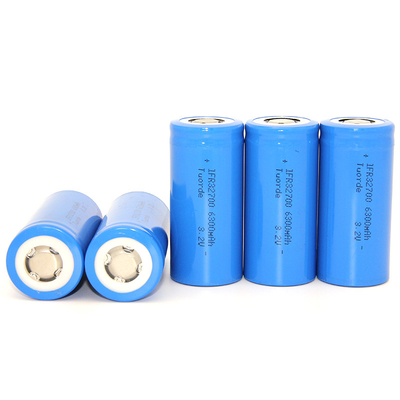 Une batterie de 32700 mAh, LiFePo4 pour outils électriques